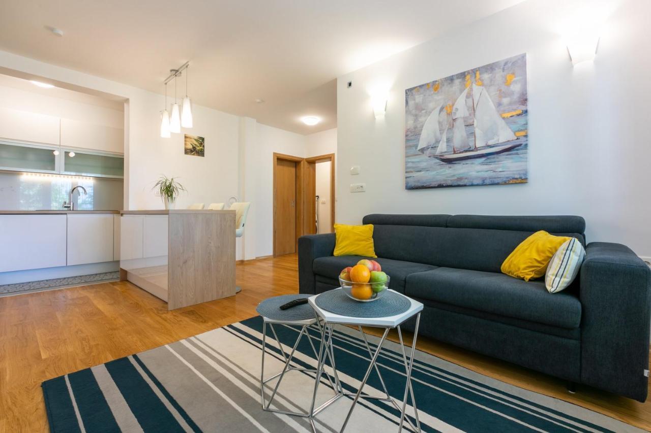 Apartment Olive Selce Exterior photo